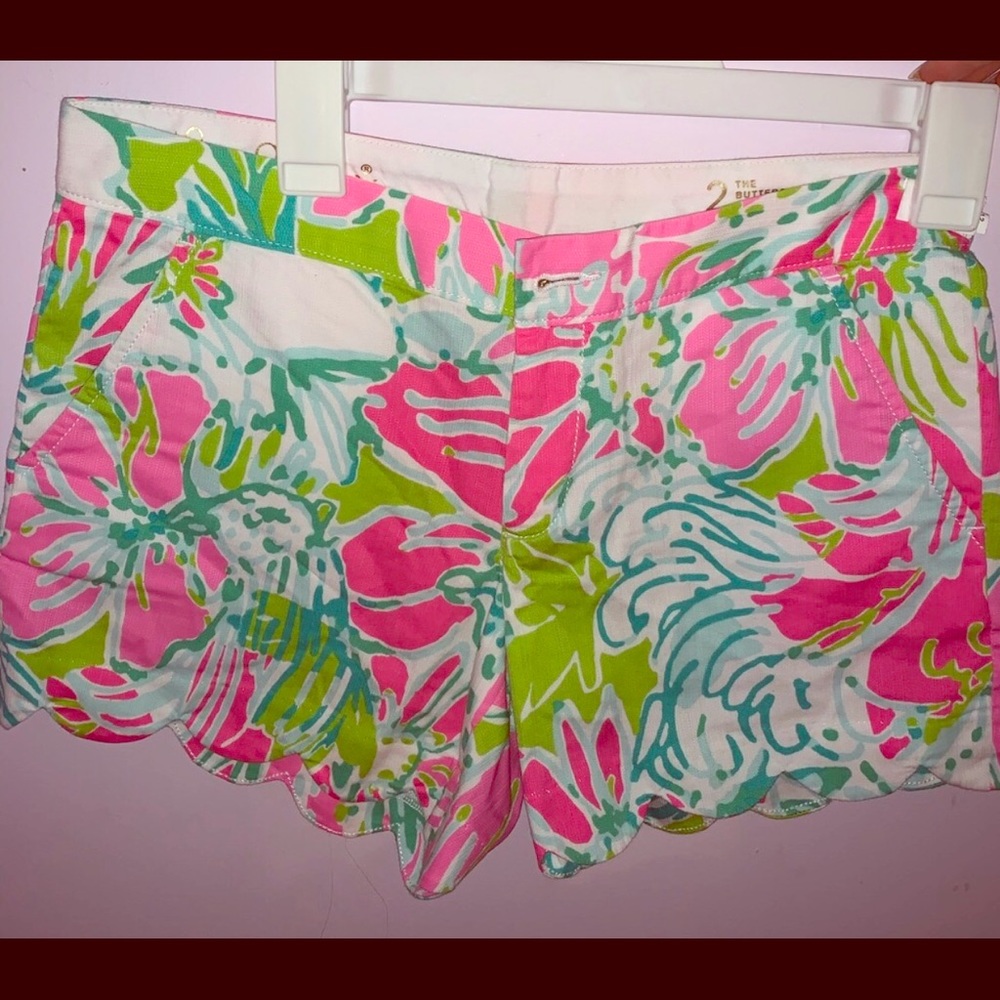 Lilly Pulitzer buttercup shorts